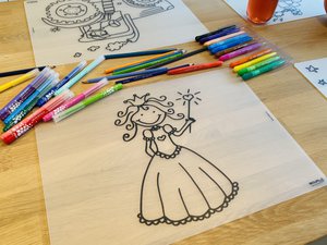 Recolorable placemat Hearts princess