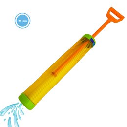 Orange and green water gun, 45 cm long, sprays up to 12 m.