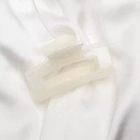 Classic Claw Hair Clip - Beige