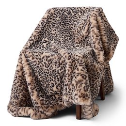  Cream-colored leopard print blanket/bedspread, 140x220cm in size, made of soft, plush material. Suitable for use as a throw or bedding.