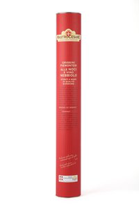 TUBE BREADSTICKS WITH WALNUTS AND NEBBIOLO WINE