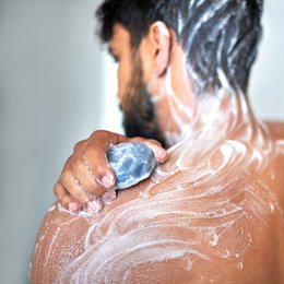 POWER SHOWER SHAMPOO OG SÆBEBAR 2 I 1 100 G / 3,53 OZ