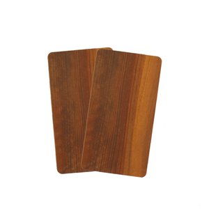 Ontbijtbord gemaakt van walnoothout in de 2 set