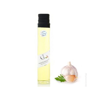 Herbal garlic oil