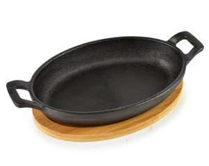 LUXE Mini cast iron casserole dish on a board 22x12x3cm oval 300ml