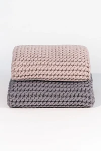 Handgebreide badmatten van 100% katoen - twee kleuren