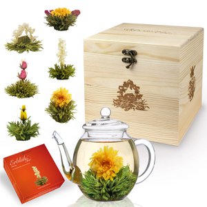 Creano tea flower mix gift set with 500ml teapot in an elegant wooden box with 6 different types of blooming tea (white tea)