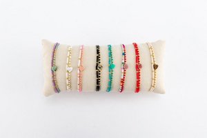 16 pieces of bracelets on a roll - B50384544R2990