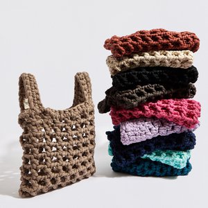“Thalia” crochet  wrist bag beige 