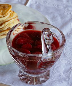 Sauciere aus Kristallglas