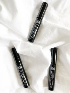 Eyelash balm