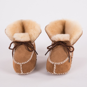 Annie & Charles® baby shoes made of lambskin