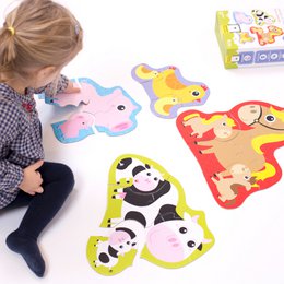 Hands at Play Farm Animals 2+