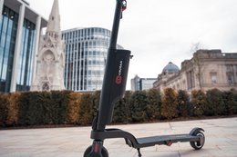 Bluetooth E Scooter - Der offizielle Elektroroller von Cruzaa City