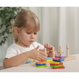 Motor Skills Game - Sort and Stack Shapes