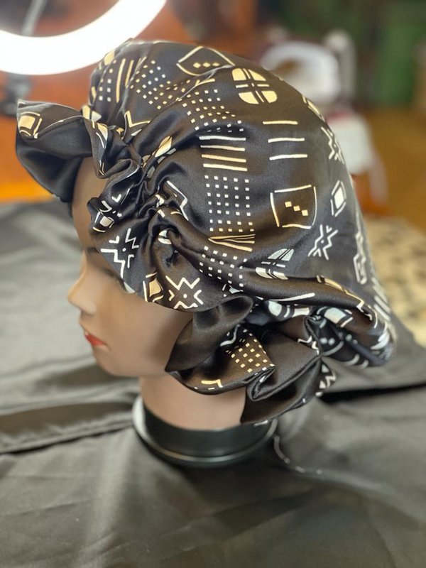 Capa para dormir de satén de Mama Theresa para Afro -Locken - Polka Dot Bogolan Print