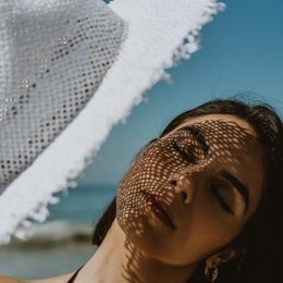 San Pancho · White beach hat