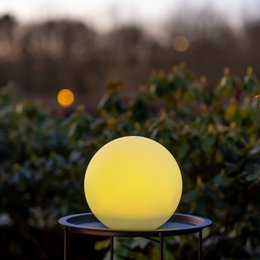  A round, white/colored LED light ball with a diameter of 30 cm, suitable for outdoor lighting.