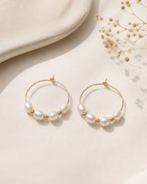 Cecile – Hoop earrings with river pearls