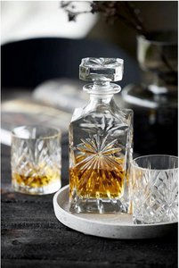 Melodia Whiskey set: 1 Karaf + 2 Glazen