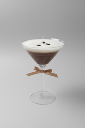 Espresso Martini scented candle, cocktail-shaped, cream and brown, glass vessel, decorative bow, coffee-themed fragrance candle.