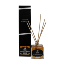 A 100ml room diffuser with a patchouli scent. The diffuser comes in a black and white box with wooden diffuser sticks.