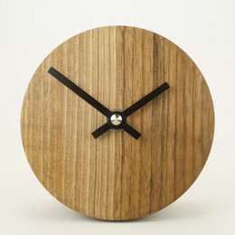Table Clock Minimal