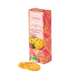Organic and vegan chocolate chip and banana shortbread cookies in a 110g cardboard box. Includes details about the product's ingredients, packaging, and category.