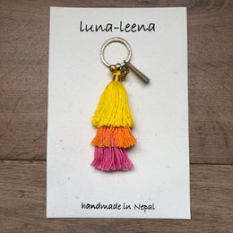 Luna -Leena Keychain Tassels Yellow - Bag Charm - Organic Cotton - Håndlavet i Nepal - Bagbøjle