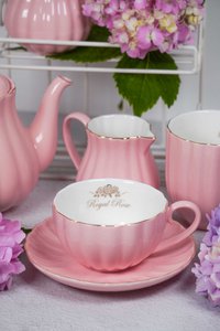 Royal Rose cup & saucer pink with gold rim 200 ml Isabelle Rose