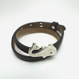 Leather bracelet small whale
