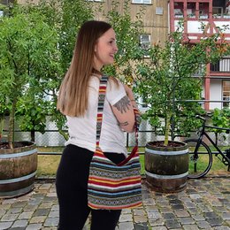 Sunsa hobo taske. Stribet taske i vævet bomuld. Dame/piger skuldertaske med justerbart håndtag. Letvægts stor stoftaske med lynlåslukning.