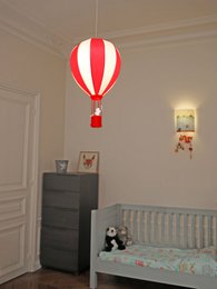 PALLONCINO ROSSO PER BAMBINI DELLA LAMPADA A SOSPENSIONE