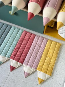 Buntstift-Spielteppich „Regenbogen“