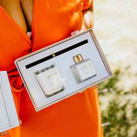 Vanilla & Coconut Leder Feeling Geschenkpack: Duft Kerze und Duftstangen