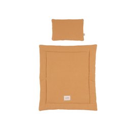 Camel-colored muslin bedding set, includes a duvet cover and pillow case, designed in collaboration with Malomi Kids for a cozy, natural look in a child's bedroom.