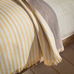 Tagesdecke GOFIS HOME Lined Sun yellow 390/ 10