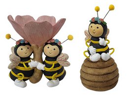 A detailed, 3D model of the iconic Brandenburg Gate in Berlin, Germany. The model features the classic neoclassical architecture with columns and a statue on top. The model is made of polyresin and metal, capturing the intricate details of this historic landmark.