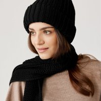 Czapka - 100% wełny merino SOPHIE - DEEP BLACK