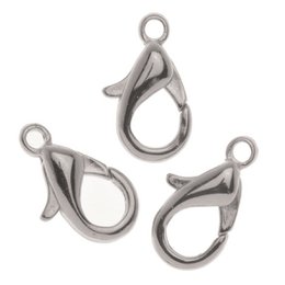 Silver-colored carabiners, 15mm in size, suitable for art supplies.