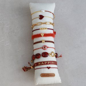 Bracelets display cushion burgundy