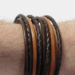 Leather Star LC27 – herrearmbånd lavet af sort nappalæder og naturfarvet okselæder