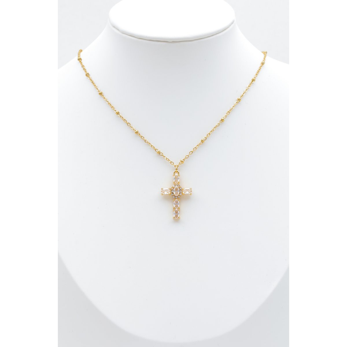 Collier croix à pierre en acier inoxydable