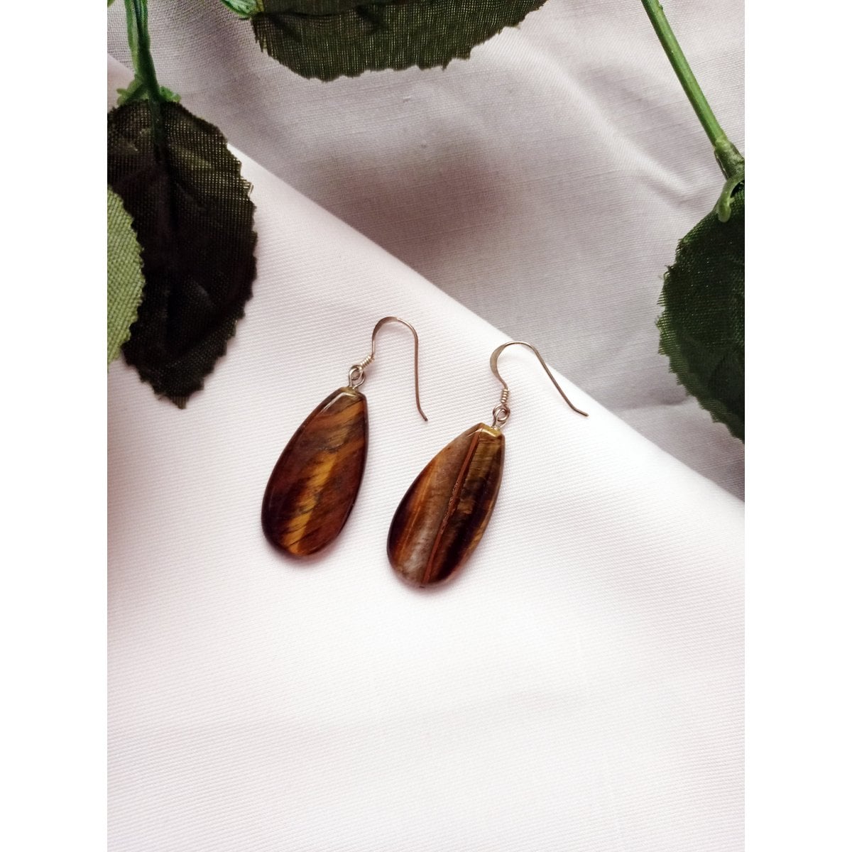 Boucles d'oreilles en argent sterling Tiger Eye, Tiger Eye Teardrops, Tiger Eye Drop Boucles d'oreilles, Boucles d'oreilles en pierres précieuses | par nlanlaVictory