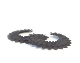 Pendientes Dalia negro