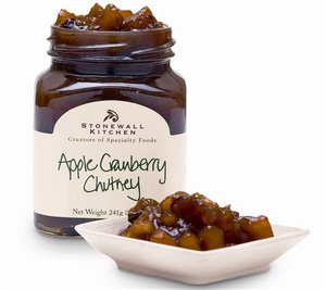 Apple cranberry chutney