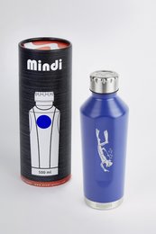Thermos bottle "William", 500ml, blue, laser engraved with diver design

The Thermos bottle "William" is a 500ml capacity bottle in a vibrant blue color. It features a laser engraved design of a diver on the surface, adding a unique and stylish touch. The bottle is made of durable materials to keep contents hot or cold.
