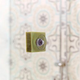 SAVONT Jumbo – magnetische zeephouder voor grote zepen – 16 display