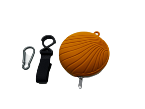 Pacifier case with zipper