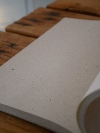 Góry i koło do notesu z papieru z trawy